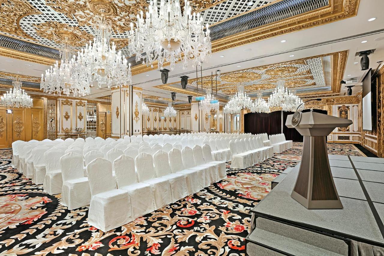 Hotel Alexandra Hong Kong Exterior photo