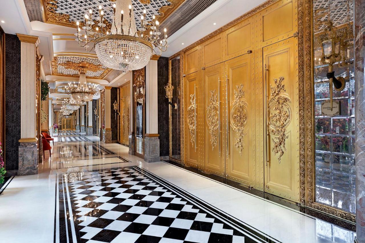 Hotel Alexandra Hong Kong Exterior photo