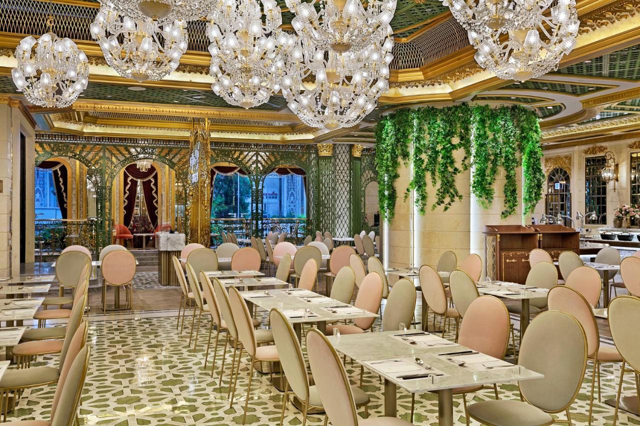 Hotel Alexandra Hong Kong Exterior photo