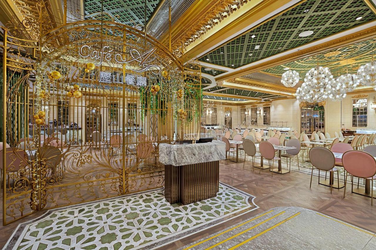 Hotel Alexandra Hong Kong Exterior photo