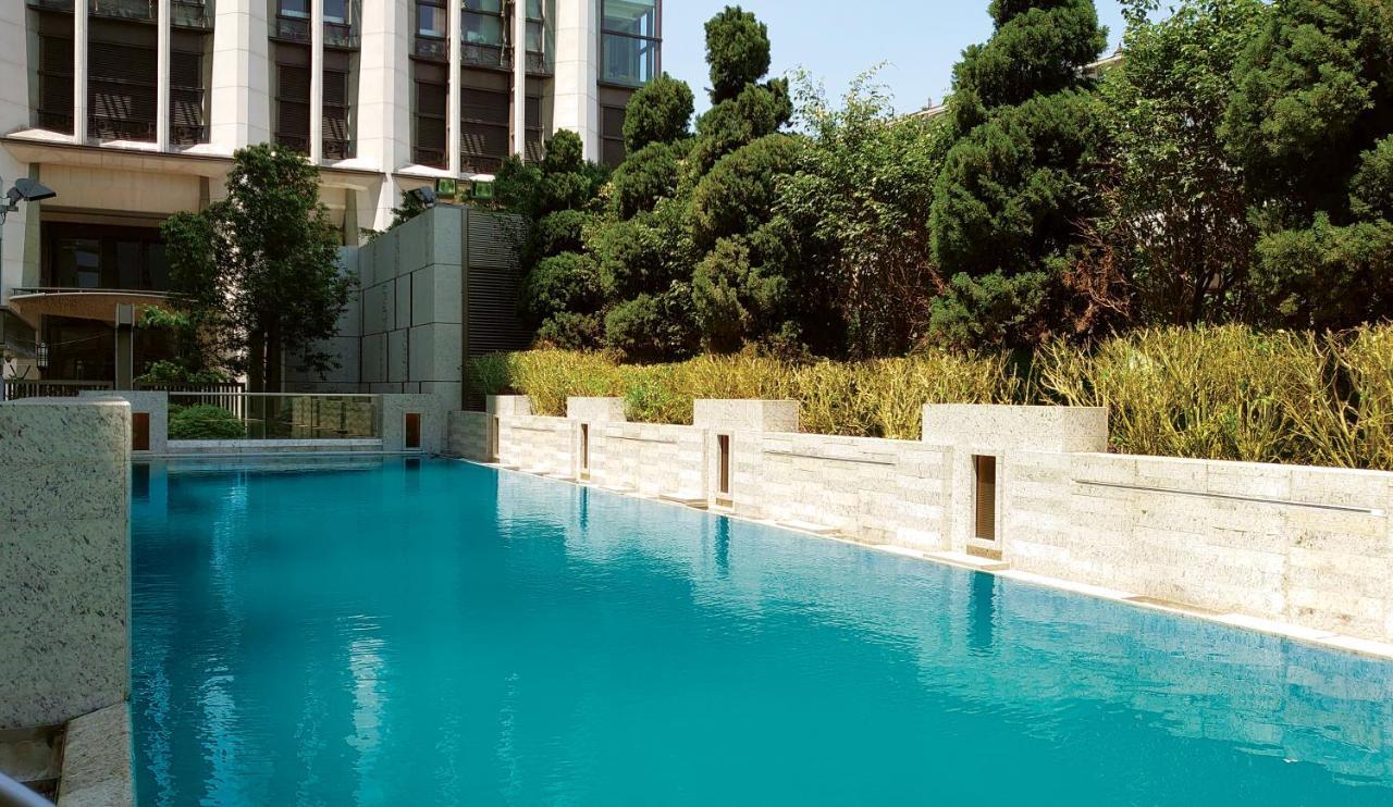 Hotel Alexandra Hong Kong Exterior photo